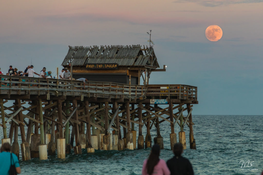 rikki tiki tavern cocoa beach pier